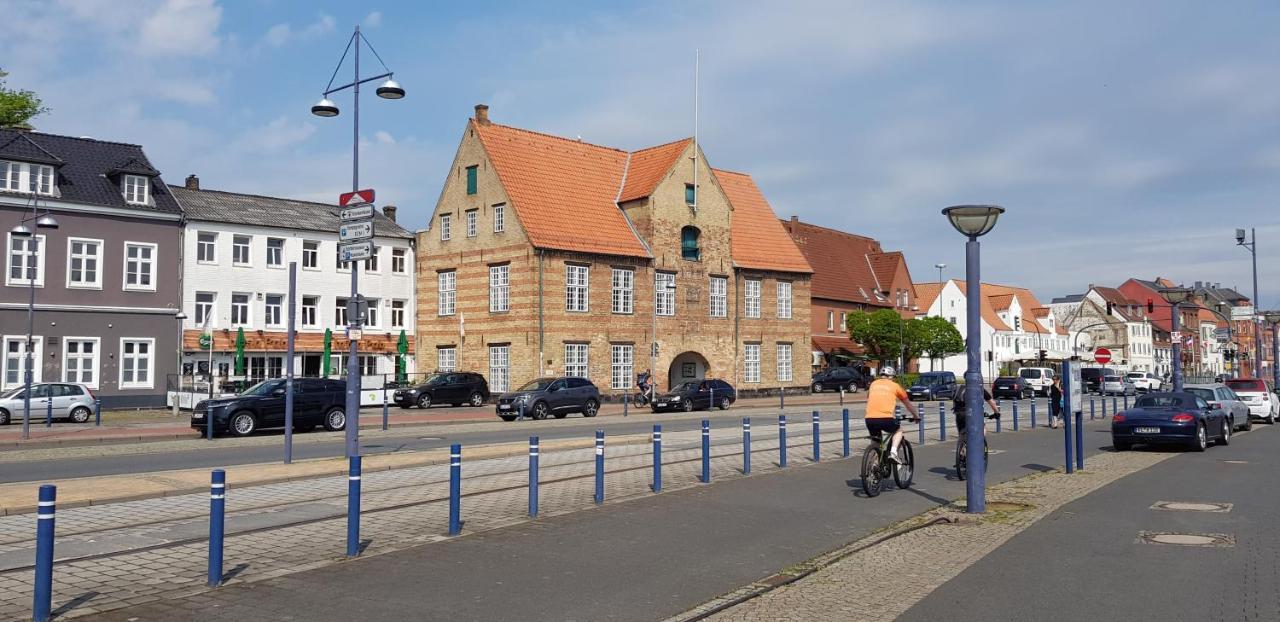 Piratenkoje Flensburg Exterior foto